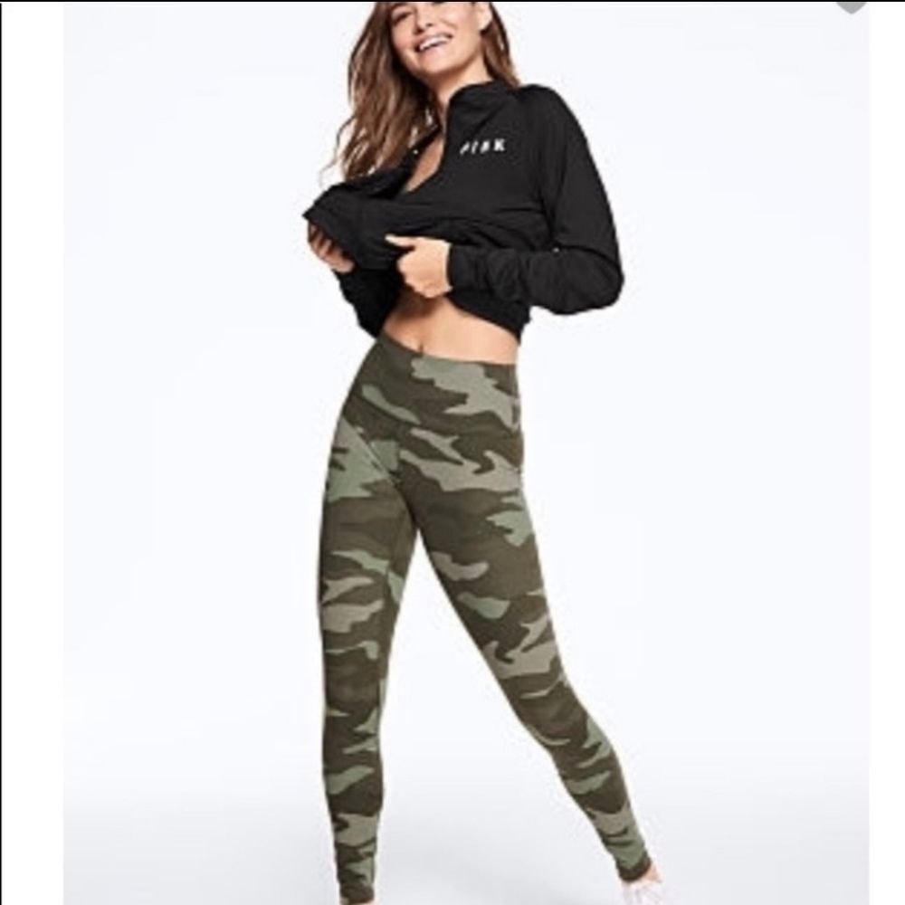 Victoria's Secret Ultimate PINK Camo High Waisted Athletic Leggings Size Large